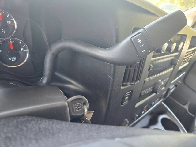 2020 Chevrolet Express Passenger 3500 LT