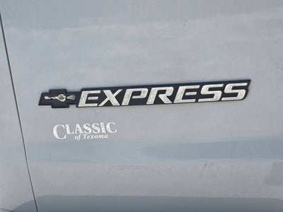 2020 Chevrolet Express Passenger 3500 LT