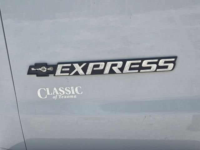 2020 Chevrolet Express Passenger 3500 LT