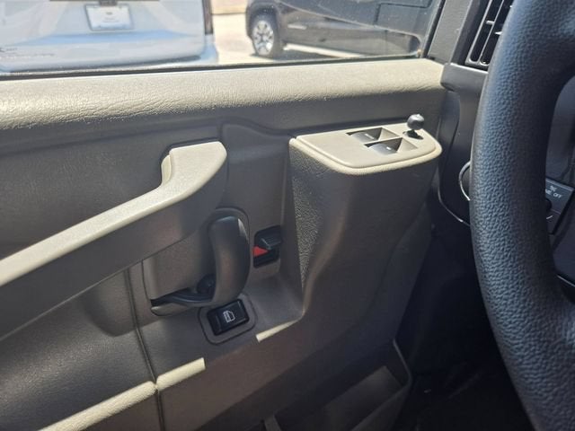 2020 Chevrolet Express Passenger 3500 LT