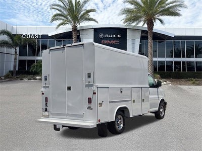 2025 GMC Savana Cutaway 3500 1WT