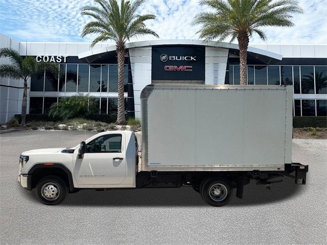 2025 GMC Sierra 3500 HD Chassis Cab Pro