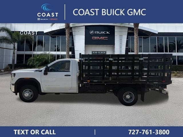 2025 GMC Sierra 3500 HD Chassis Cab Pro