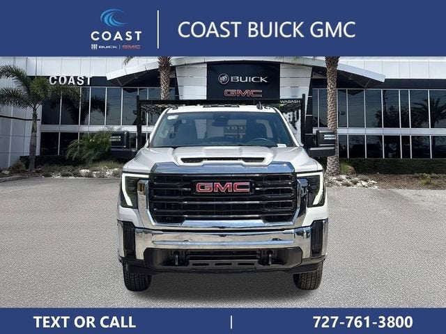 2025 GMC Sierra 3500 HD Chassis Cab Pro