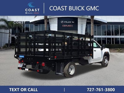 2025 GMC Sierra 3500 HD Chassis Cab Pro