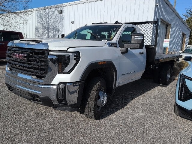 2025 GMC Sierra 3500 HD Chassis Cab Pro
