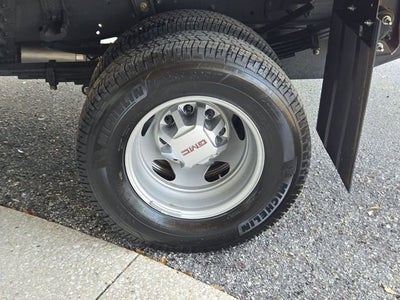 2025 GMC Sierra 3500 HD Chassis Cab Pro