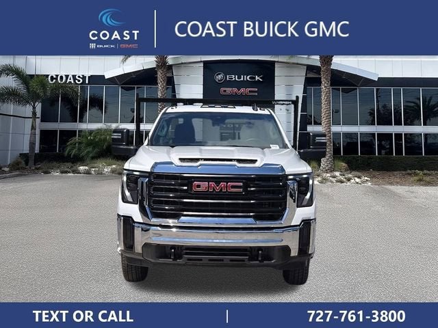 2025 GMC Sierra 3500 HD Chassis Cab Pro