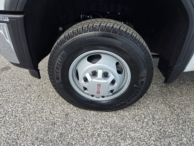 2026 GMC Sierra 3500 HD Chassis Cab Pro