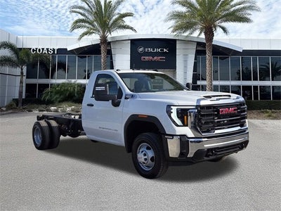 2026 GMC Sierra 3500 HD Chassis Cab Pro
