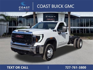 2026 GMC Sierra 3500 HD Chassis Cab Pro