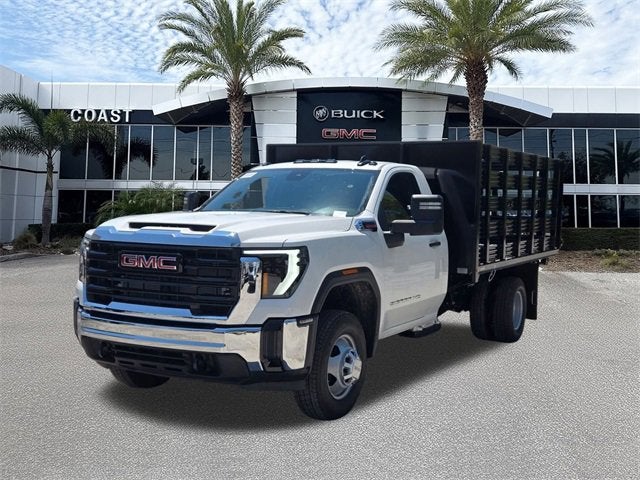 2025 GMC Sierra 3500 HD Chassis Cab Pro
