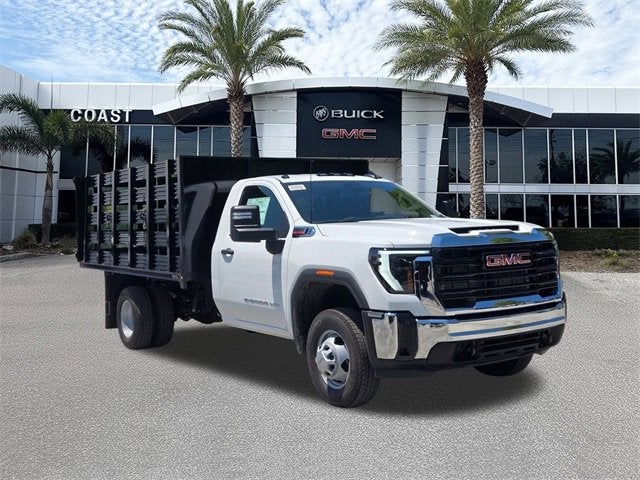 2025 GMC Sierra 3500 HD Chassis Cab Pro