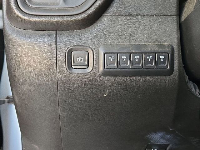 2021 GMC Sierra 3500 HD Chassis Cab 4WD CREW 177