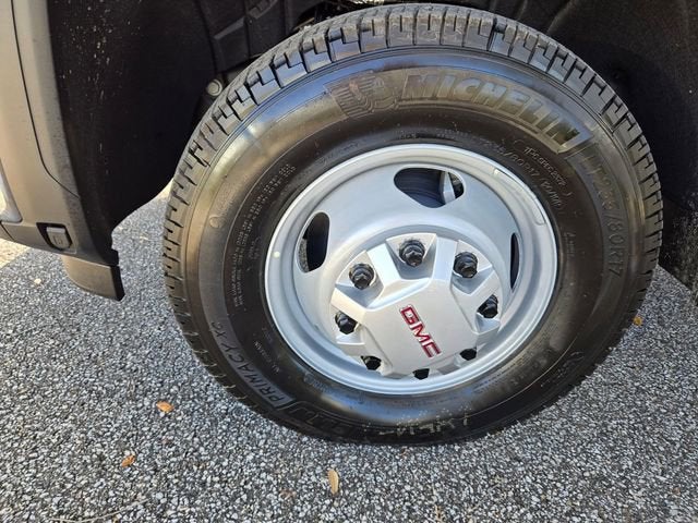 2026 GMC Sierra 3500 HD Chassis Cab Pro