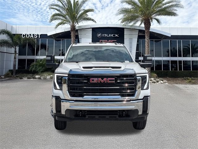 2025 GMC Sierra 3500 HD Chassis Cab Pro