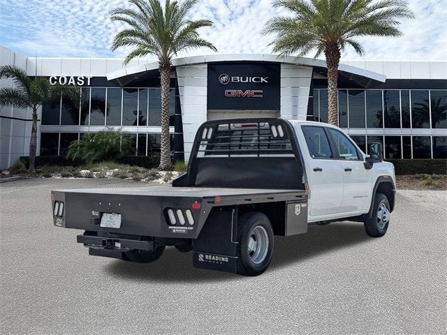 2025 GMC Sierra 3500 HD Chassis Cab Pro