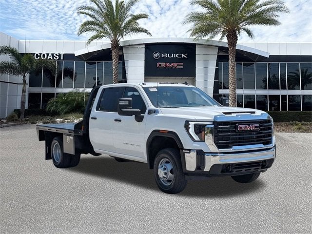 2025 GMC Sierra 3500 HD Chassis Cab Pro