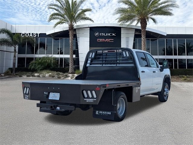 2025 GMC Sierra 3500 HD Chassis Cab Pro