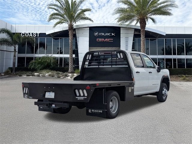 2025 GMC Sierra 3500 HD Chassis Cab Pro
