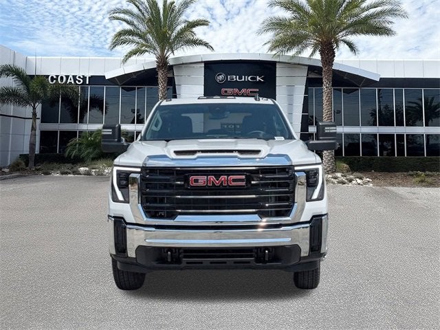 2025 GMC Sierra 3500 HD Chassis Cab Pro