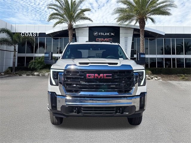 2025 GMC Sierra 3500 HD Chassis Cab Pro