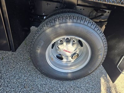 2025 GMC Sierra 3500 HD Chassis Cab Pro