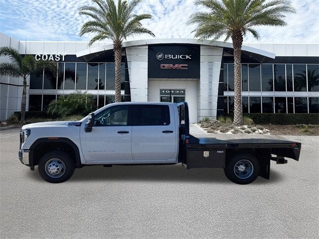 2025 GMC Sierra 3500 HD Chassis Cab Pro