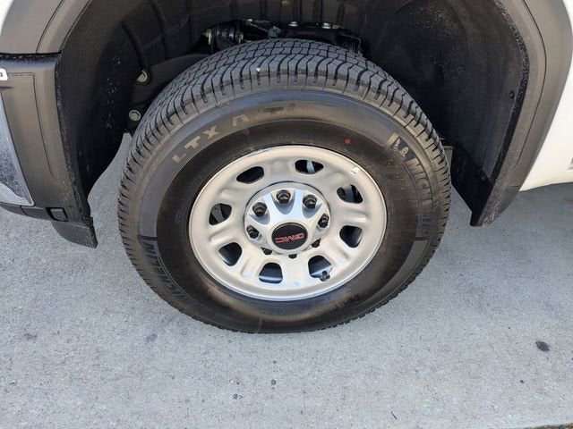 2025 GMC Sierra 3500 HD Pro