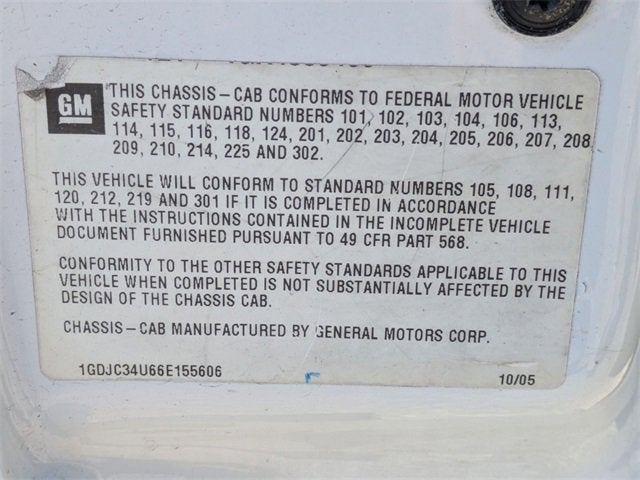 2006 GMC Sierra 3500 HD Chassis Cab WT