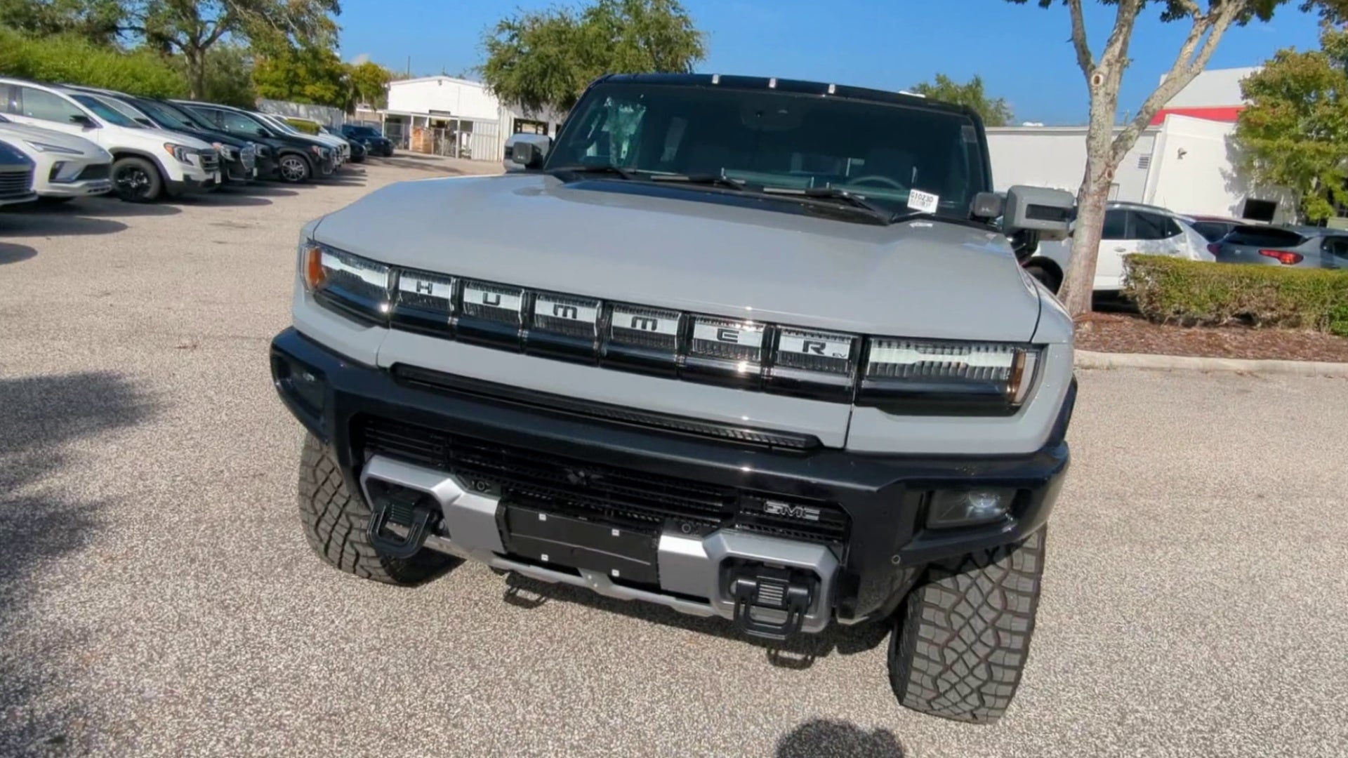 2024 GMC HUMMER EV SUV 2X