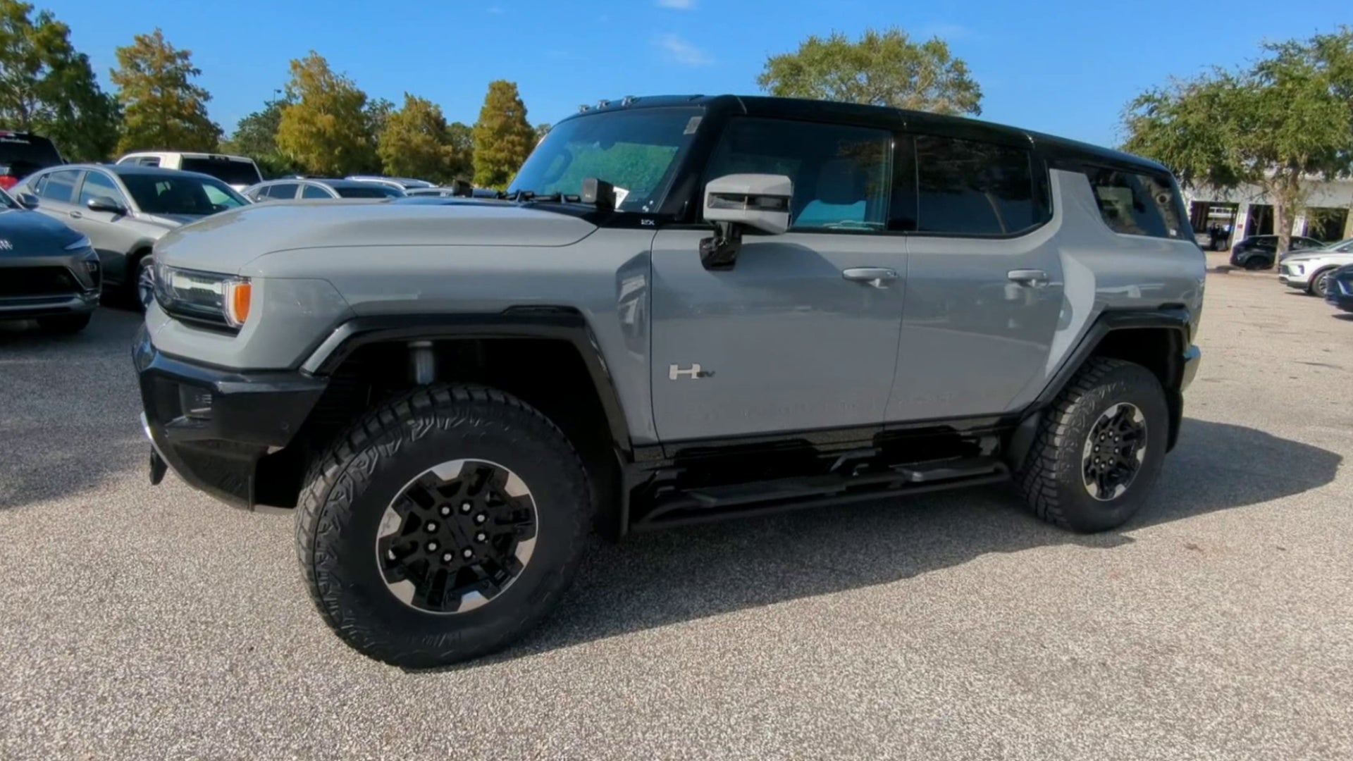 2024 GMC HUMMER EV SUV 2X