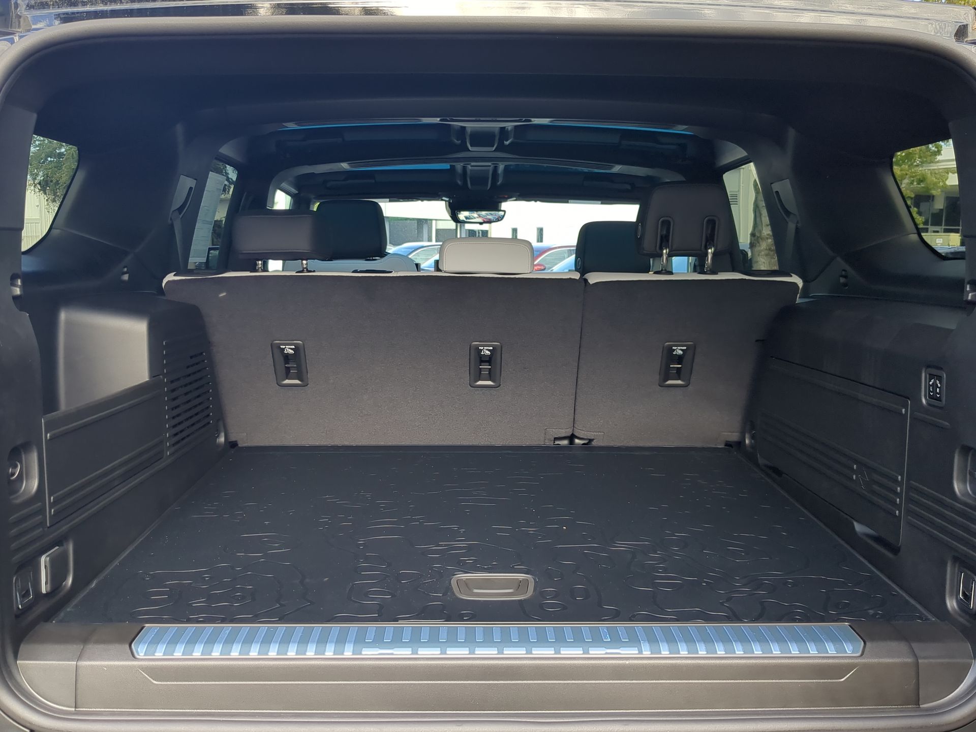 2024 GMC HUMMER EV SUV 2X