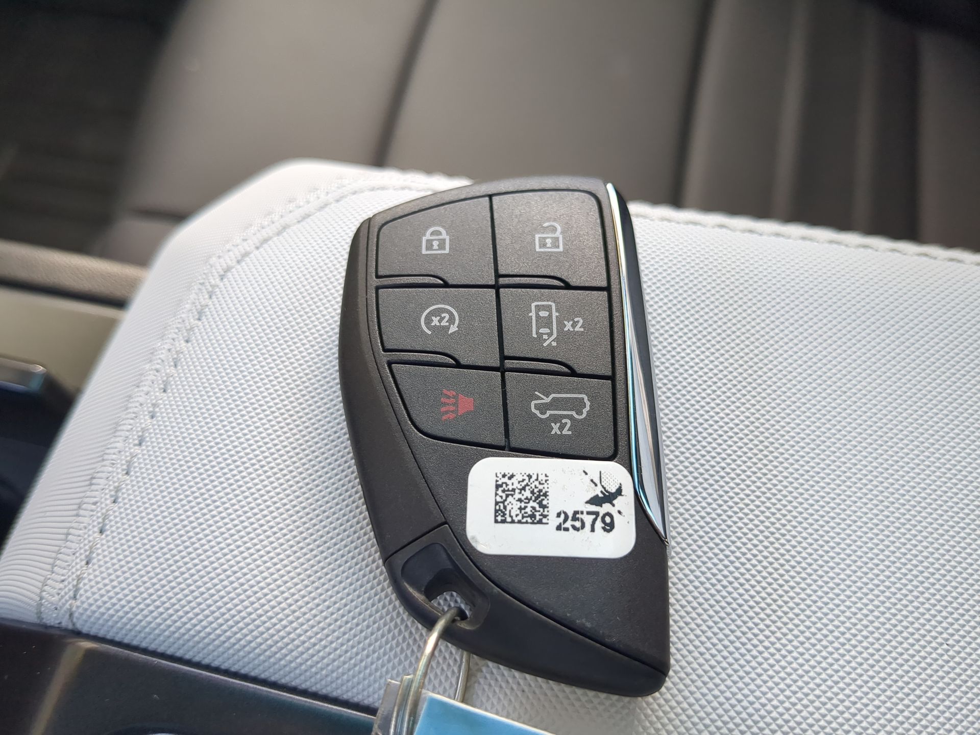 2024 GMC HUMMER EV SUV 2X