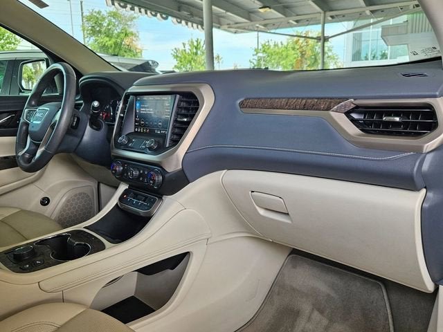 2020 GMC Acadia Denali