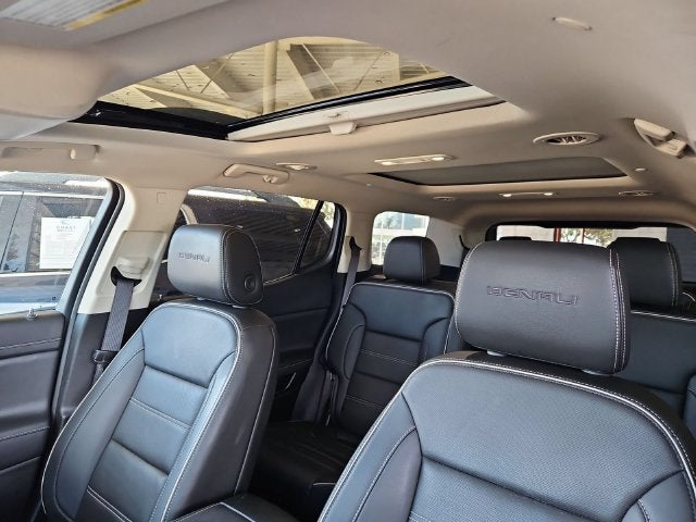 2023 GMC Acadia Denali - Photo 24