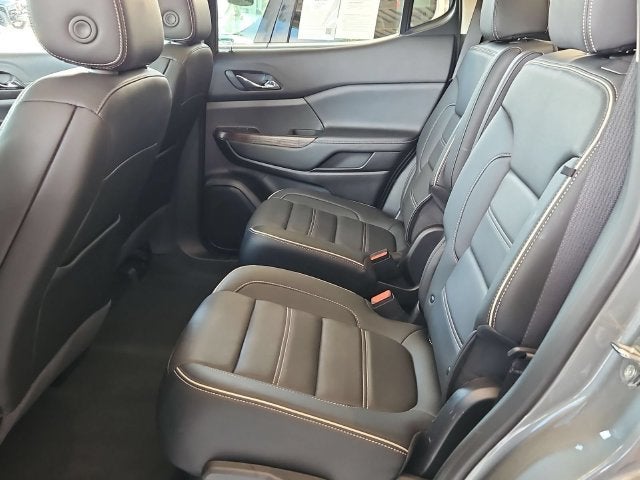 2023 GMC Acadia Denali - Photo 26