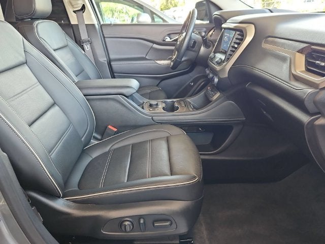 2023 GMC Acadia Denali - Photo 29