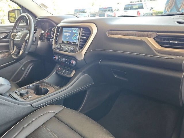 2023 GMC Acadia Denali - Photo 30