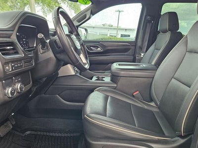 2022 GMC Yukon XL SLT