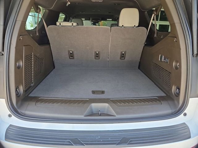 2025 GMC Yukon XL Elevation