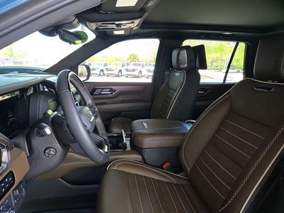 2025 GMC Yukon Denali Ultimate