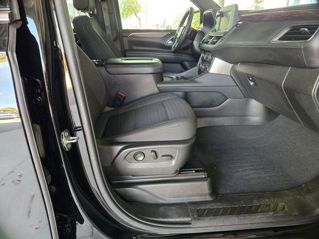 2024 Chevrolet Suburban LS