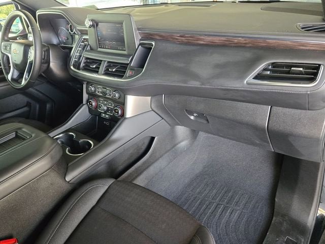 2024 Chevrolet Suburban LS