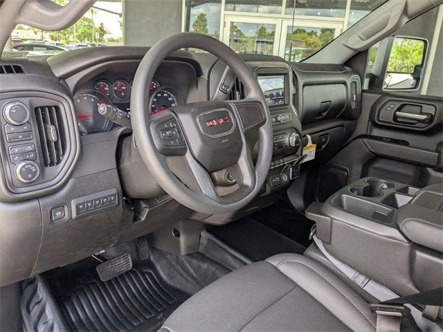 2025 GMC Sierra 2500 HD Pro