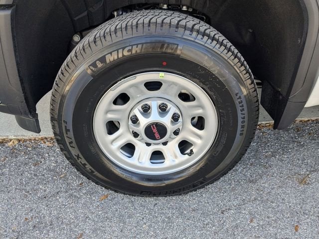 2025 GMC Sierra 2500 HD Pro