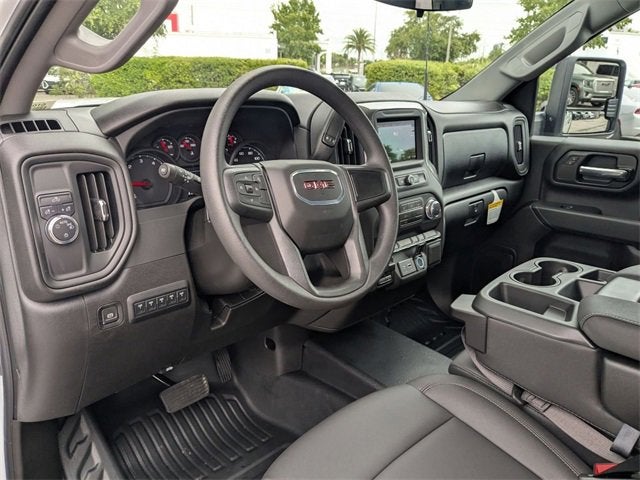 2025 GMC Sierra 2500 HD Pro