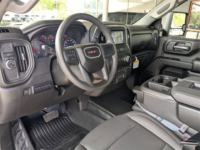 2025 GMC Sierra 2500 HD Pro