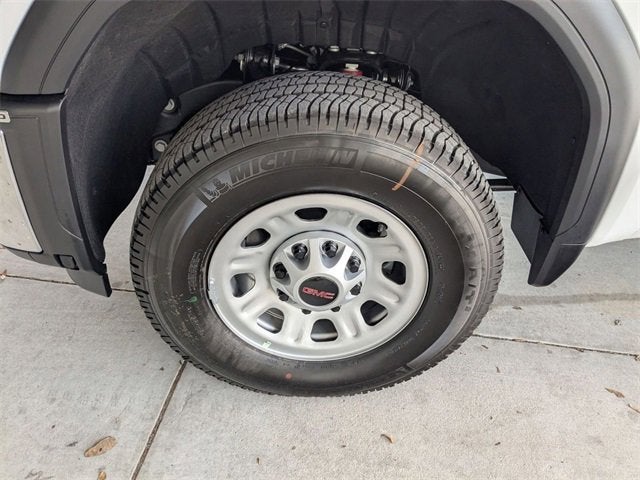 2025 GMC Sierra 2500 HD Pro