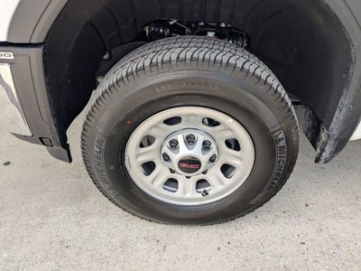 2025 GMC Sierra 2500 HD Pro